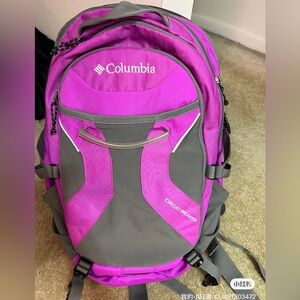 Columbia day pack, new with tag